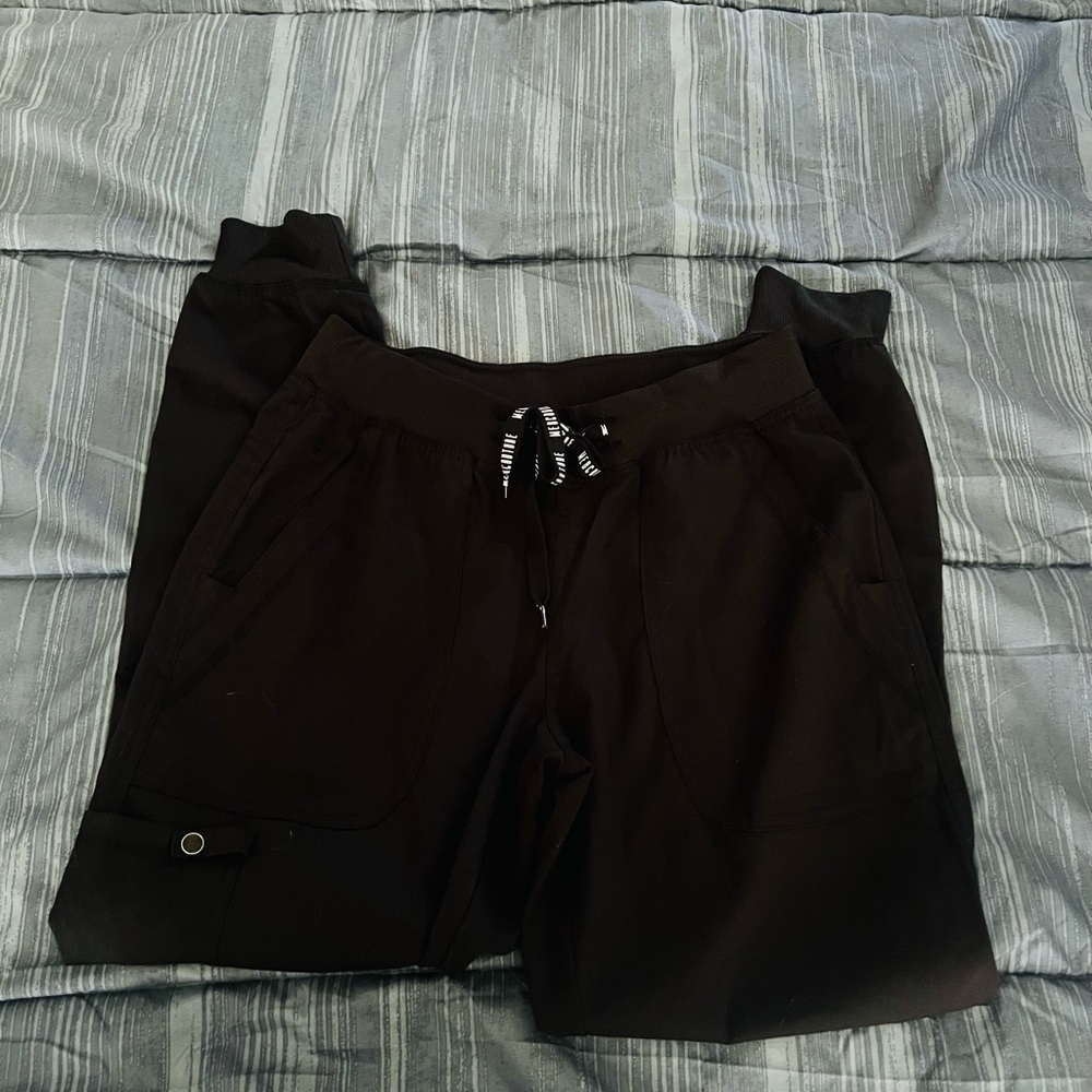 Med Couture Black Scrub Jogger Pants